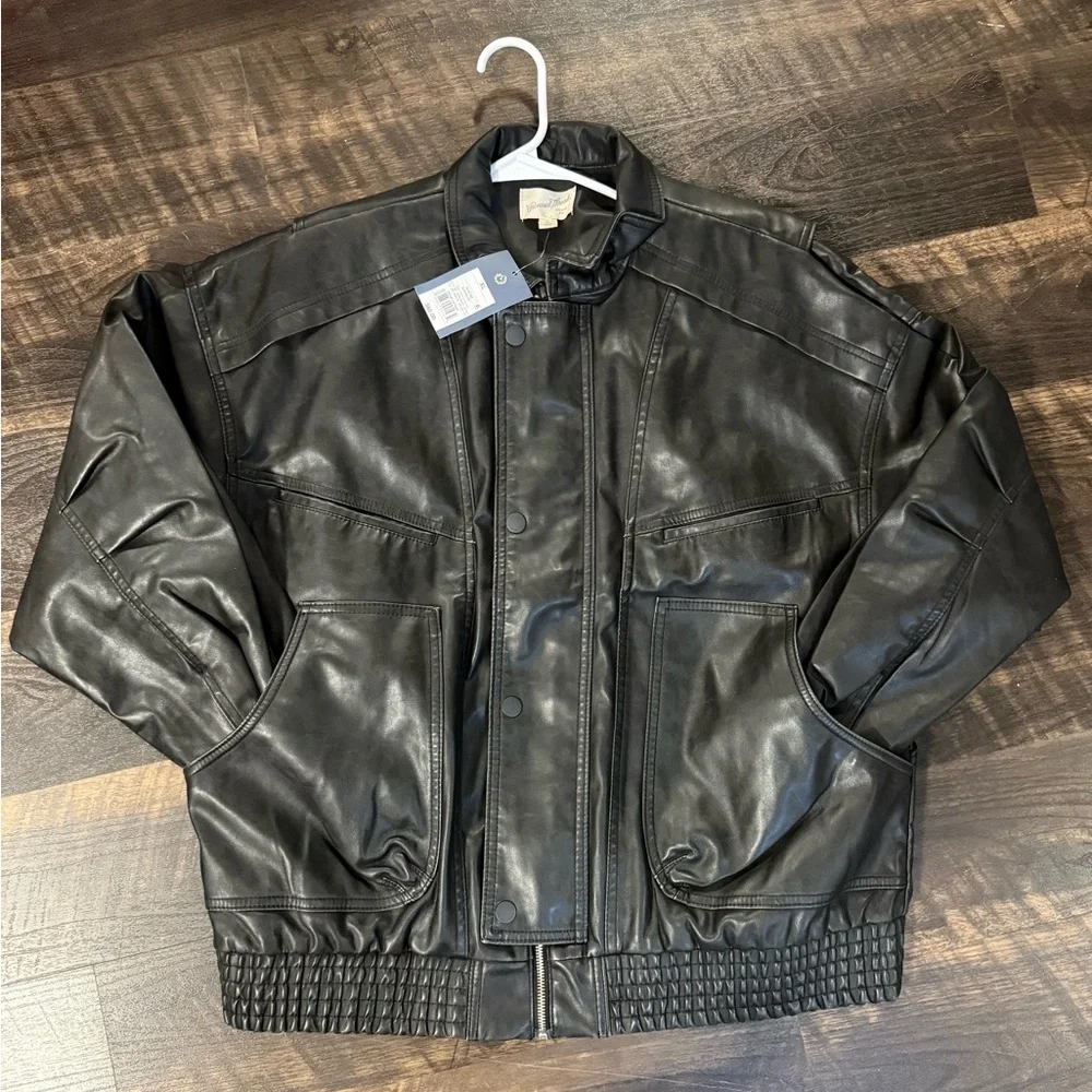 Women’s Universal Thread Leather Jacket - Picture 1 of 4